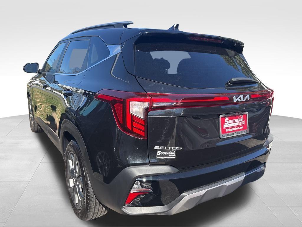 used 2024 Kia Seltos car, priced at $21,800