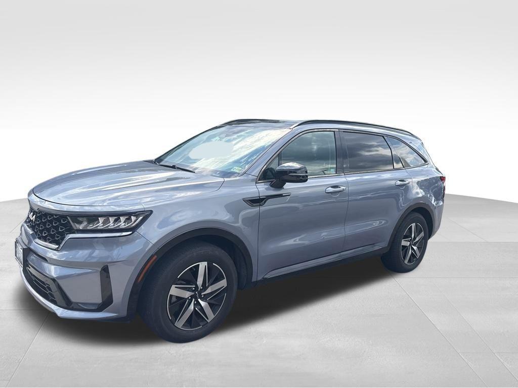 used 2022 Kia Sorento car, priced at $26,995