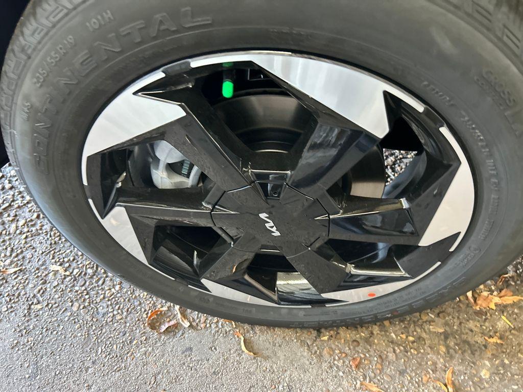 new 2026 Kia Sorento Hybrid car, priced at $38,637