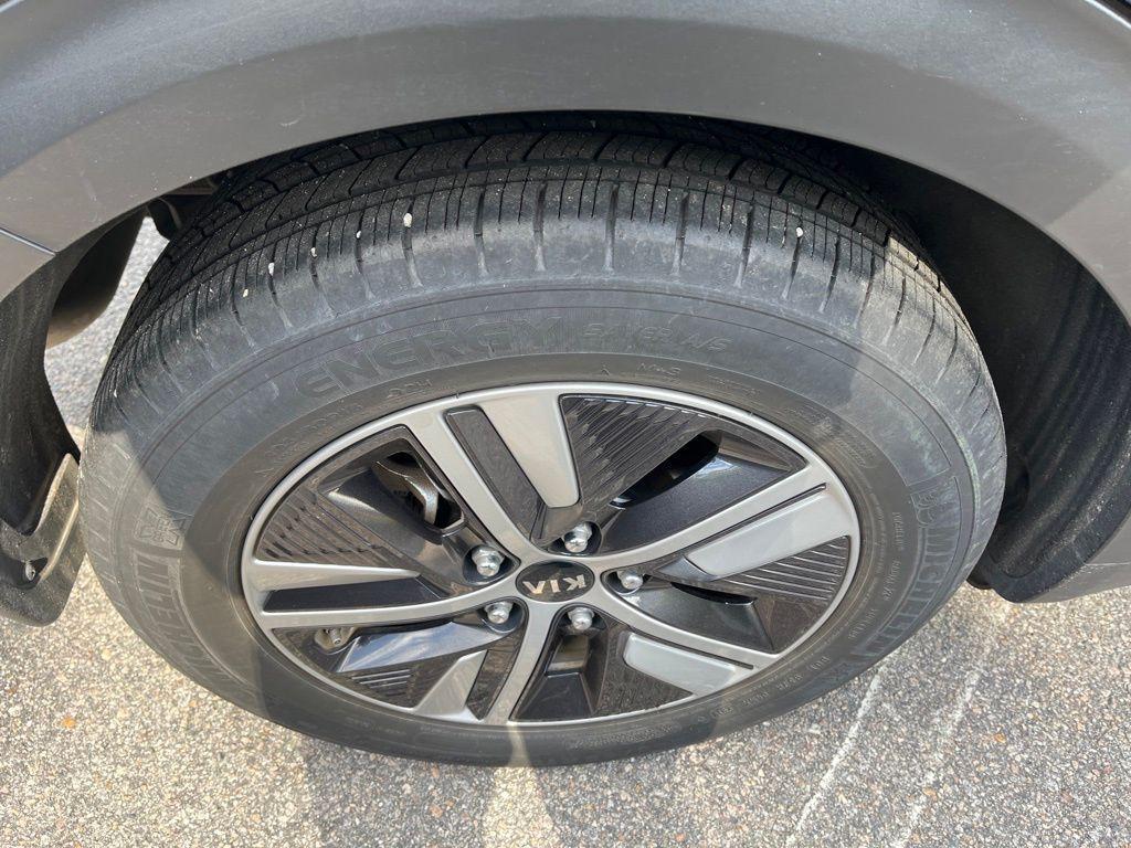 used 2020 Kia Niro car, priced at $21,998