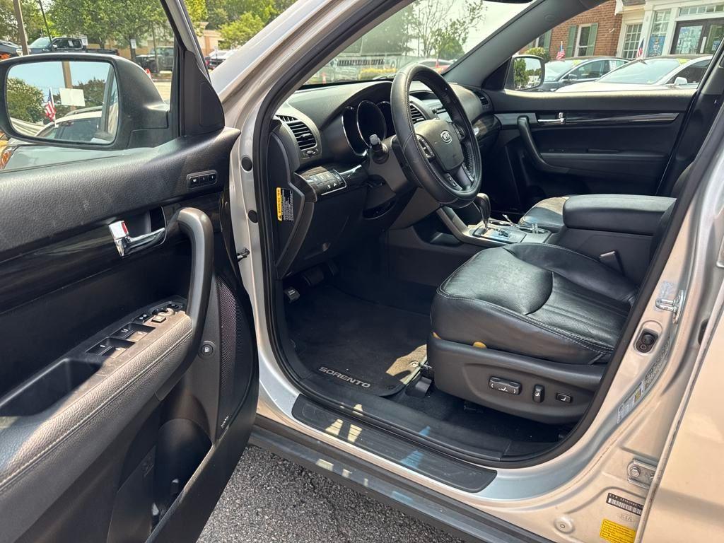 used 2012 Kia Sorento car, priced at $8,930