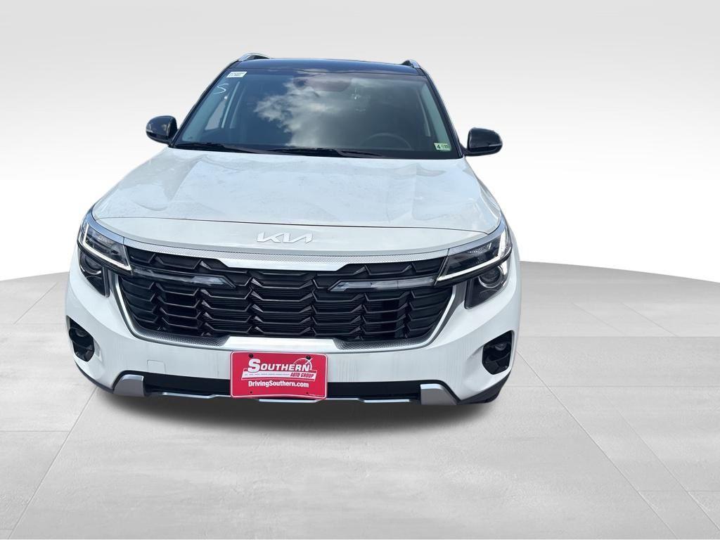 used 2024 Kia Seltos car, priced at $32,000