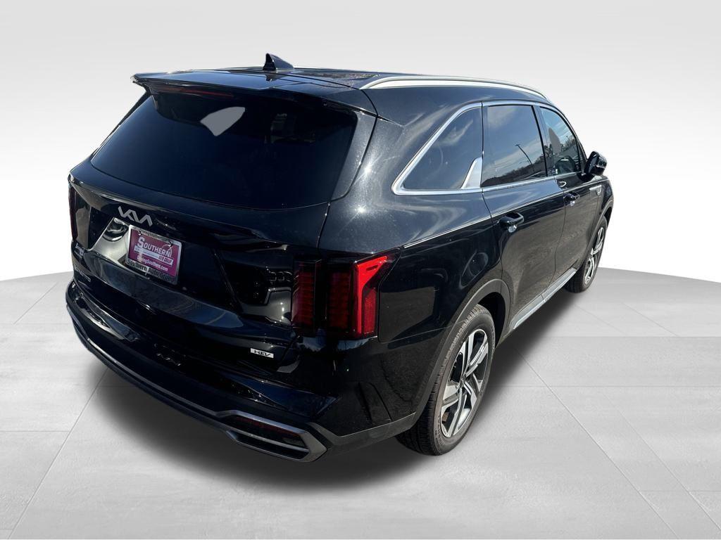 used 2023 Kia Sorento Hybrid car, priced at $32,995