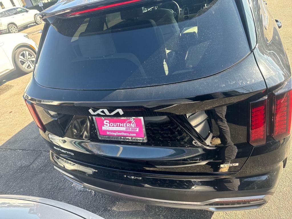 used 2023 Kia Sorento Hybrid car, priced at $32,995