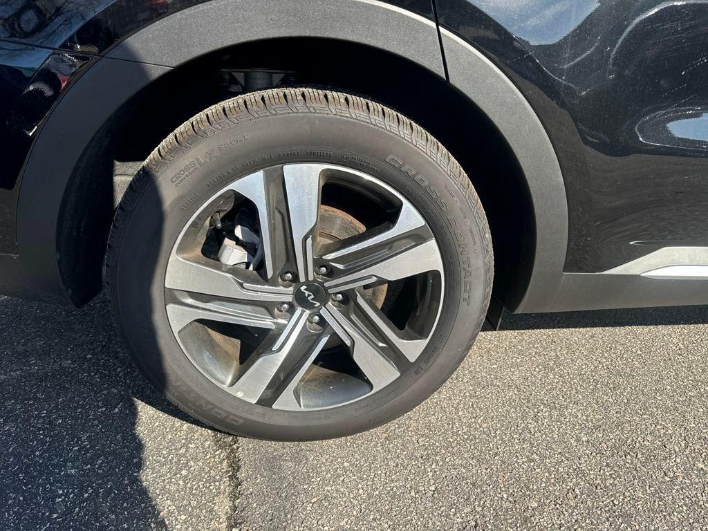 used 2023 Kia Sorento Hybrid car, priced at $32,995