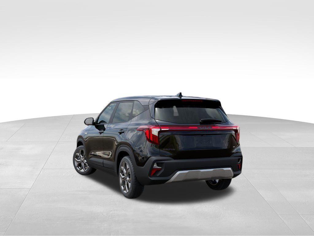new 2025 Kia Seltos car, priced at $25,920