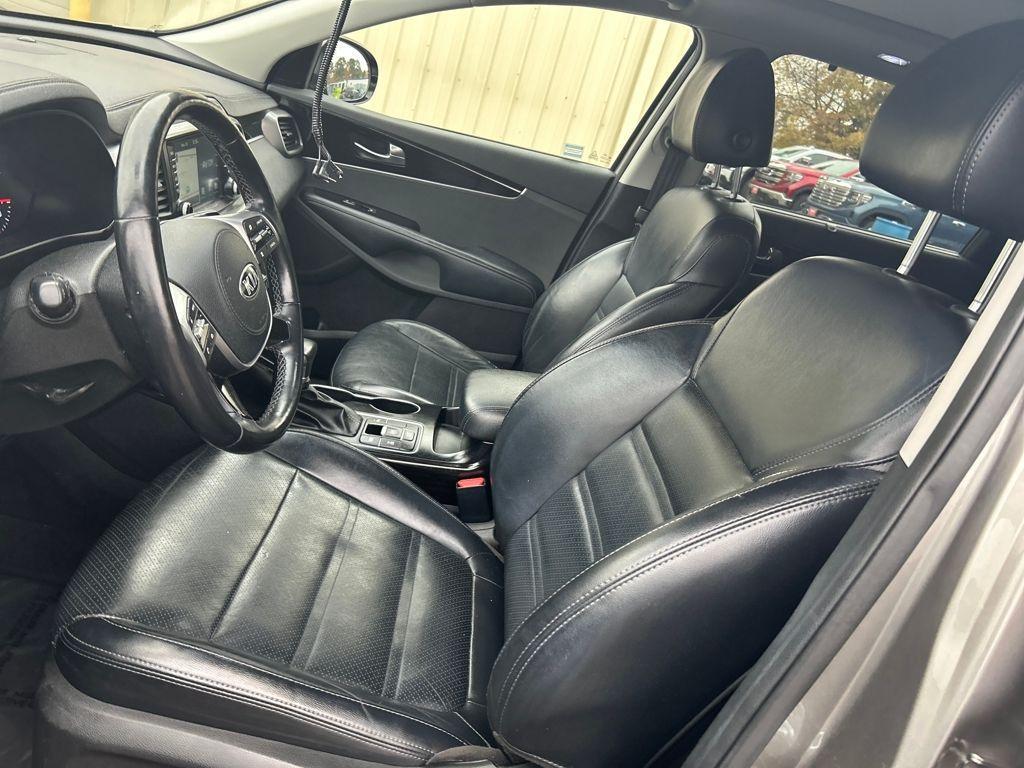 used 2019 Kia Sorento car, priced at $19,450