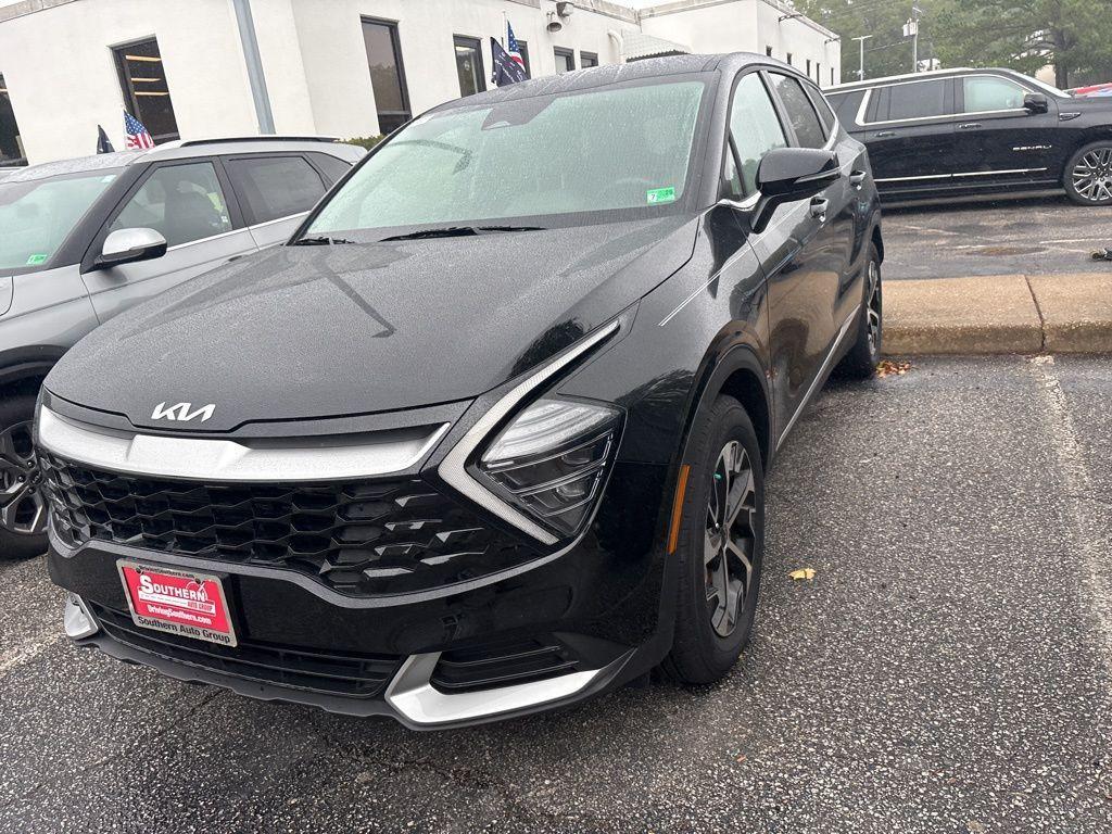 new 2025 Kia Sportage car, priced at $25,865