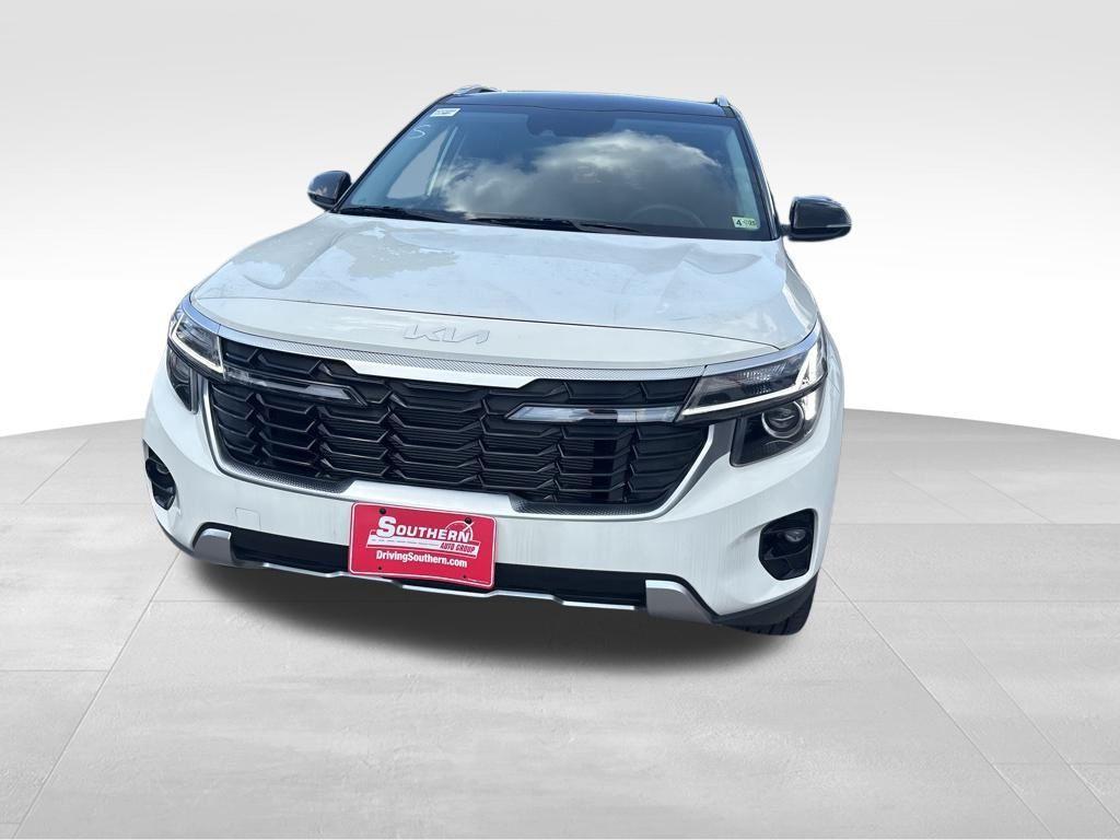 used 2024 Kia Seltos car, priced at $26,995