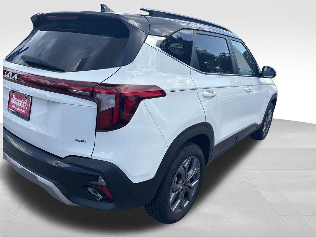 used 2024 Kia Seltos car, priced at $26,995