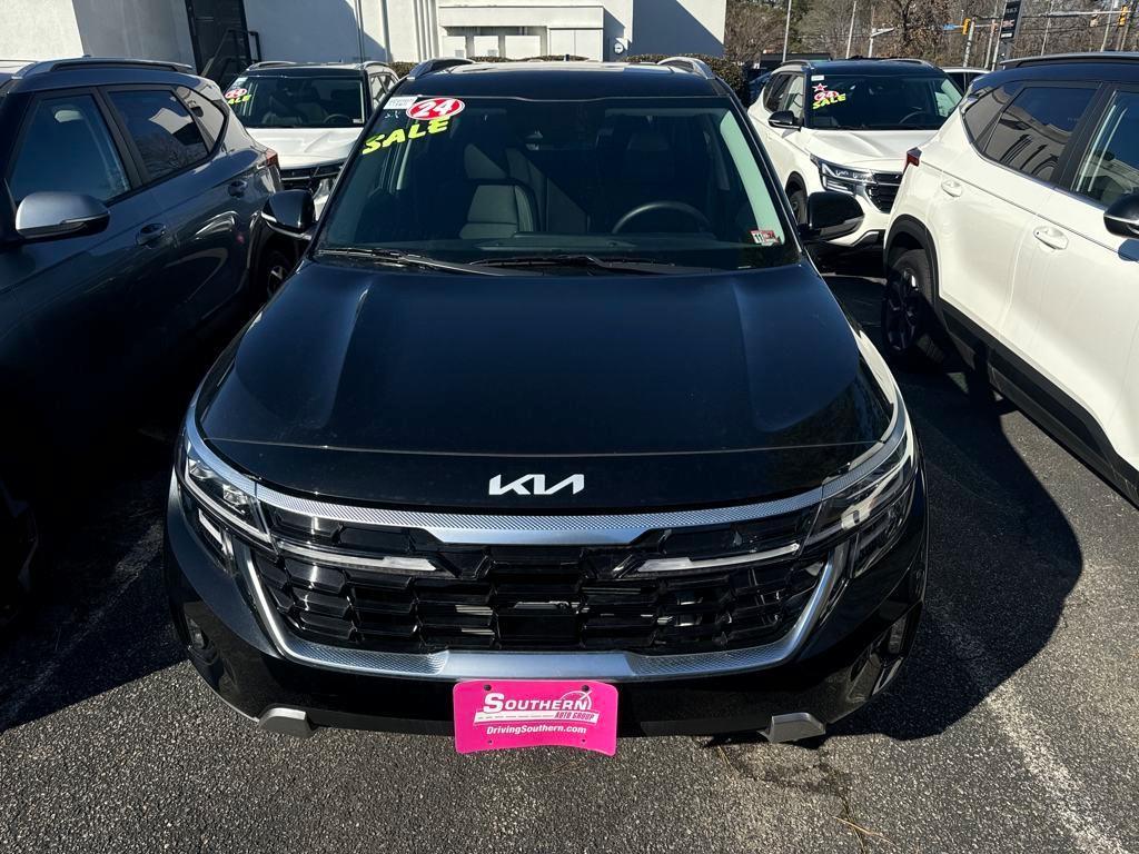 new 2024 Kia Seltos car, priced at $28,039