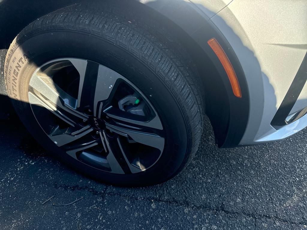 new 2023 Kia Sorento Hybrid car, priced at $36,540