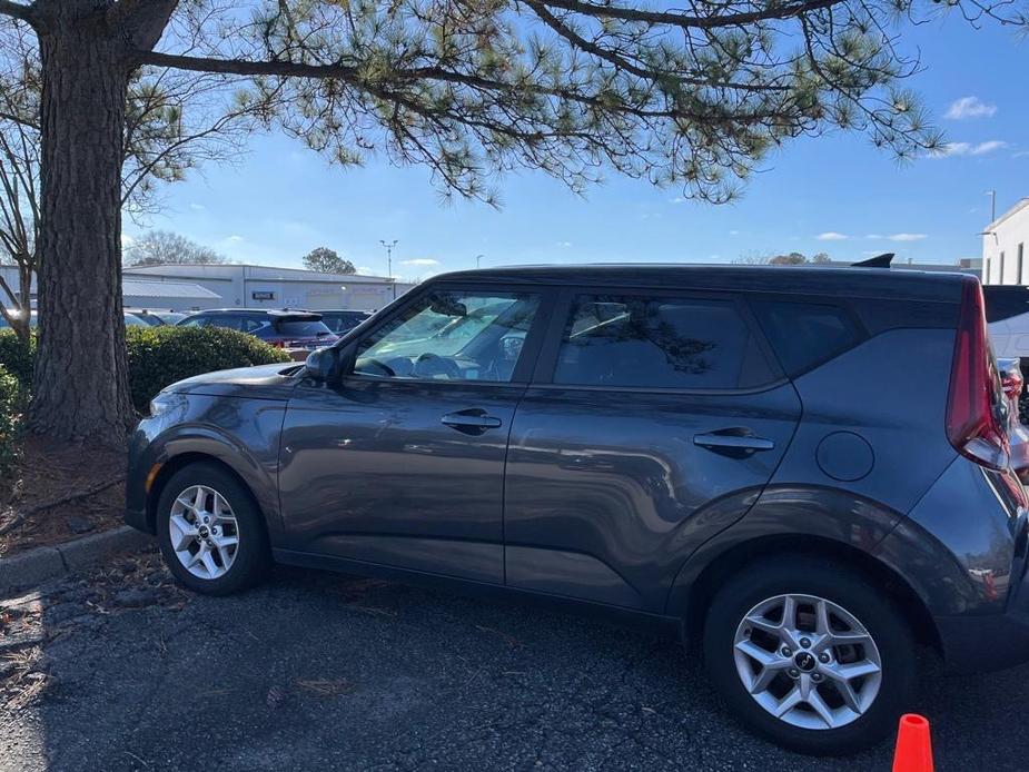 used 2022 Kia Soul car, priced at $17,900