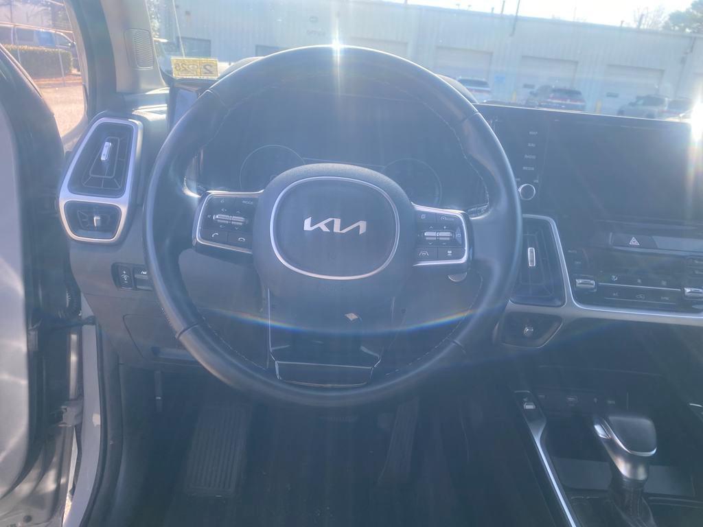 used 2022 Kia Sorento car, priced at $29,998