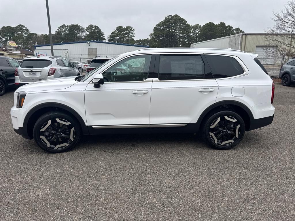 new 2025 Kia Telluride car, priced at $40,735