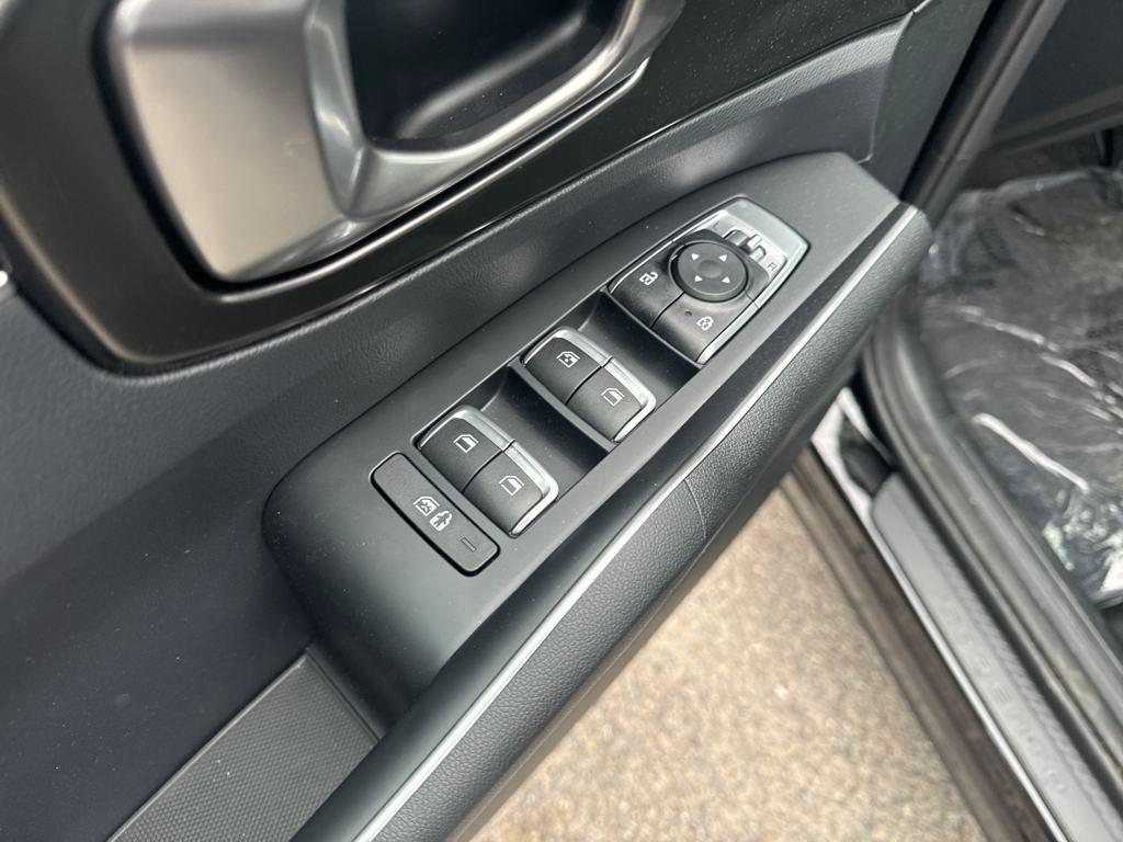 new 2024 Kia Sorento Hybrid car, priced at $40,540