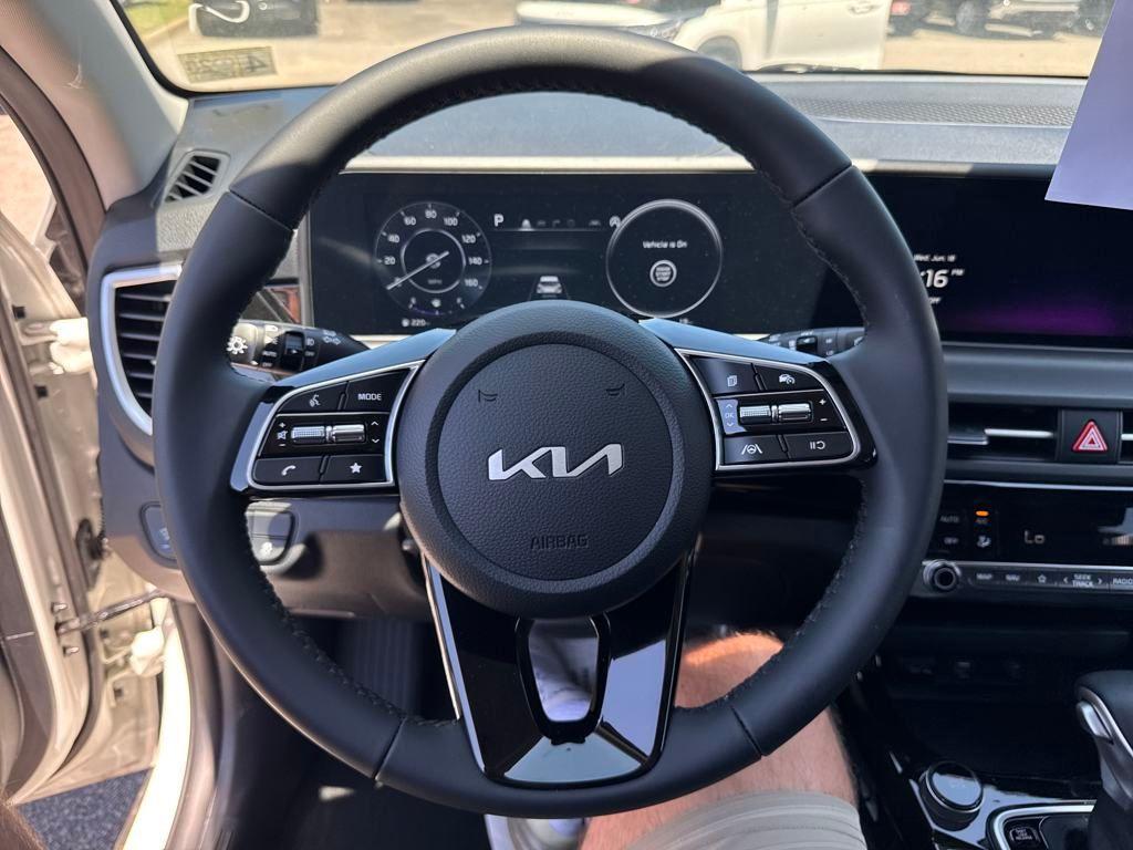 new 2024 Kia Seltos car, priced at $26,035