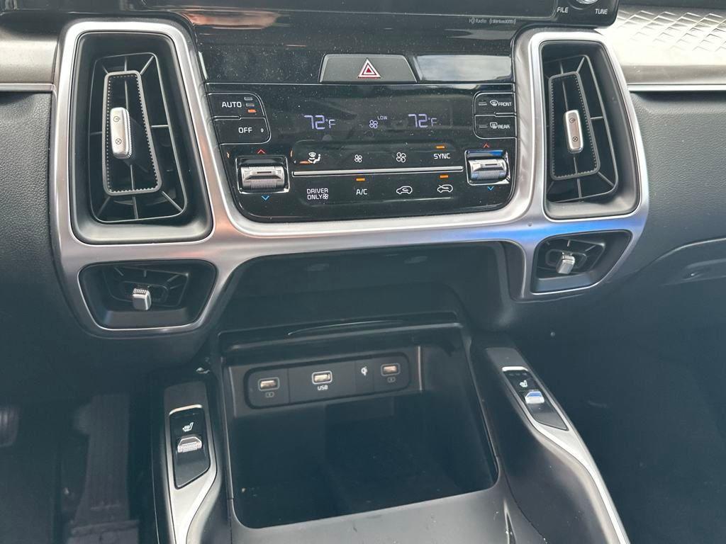 used 2023 Kia Sorento Hybrid car, priced at $33,598