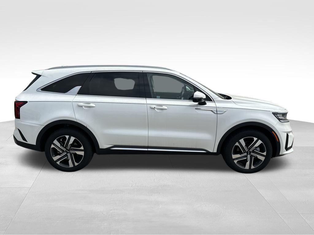 used 2023 Kia Sorento Hybrid car, priced at $33,598