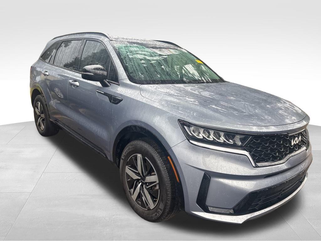 used 2023 Kia Sorento car, priced at $27,534