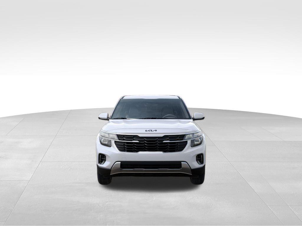 new 2025 Kia Seltos car, priced at $25,800
