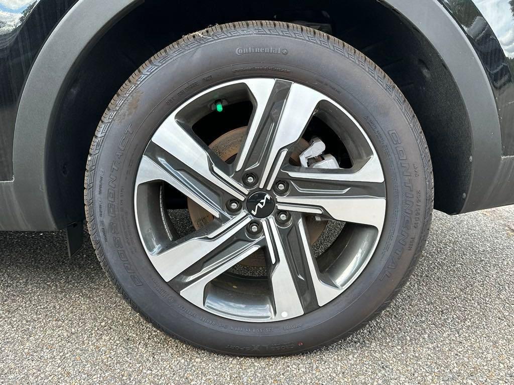 used 2023 Kia Sorento car, priced at $36,200