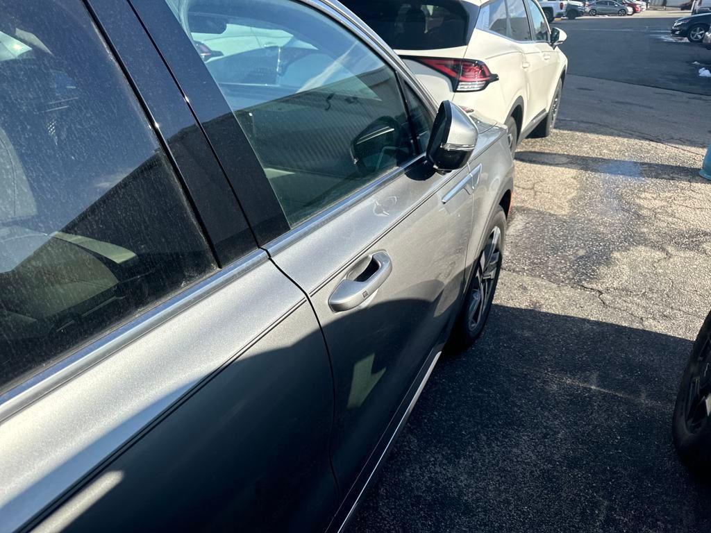 new 2023 Kia Sorento Hybrid car, priced at $44,710