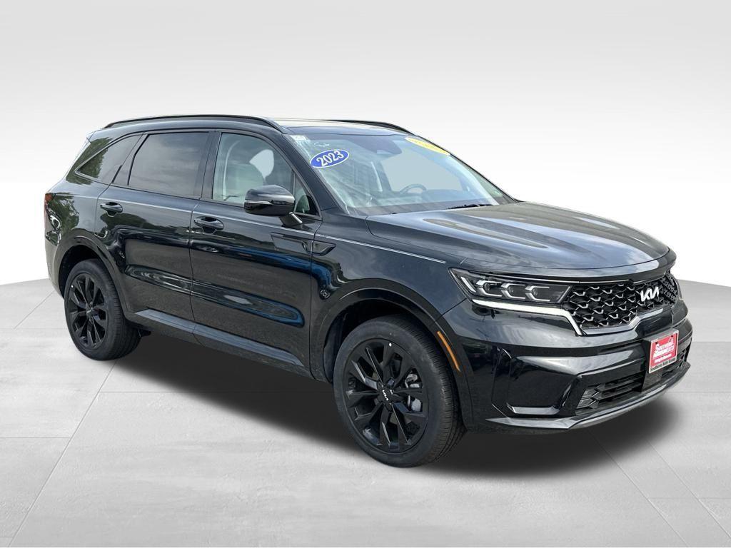 used 2023 Kia Sorento car, priced at $32,999