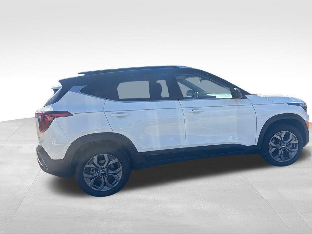 used 2024 Kia Seltos car, priced at $23,900