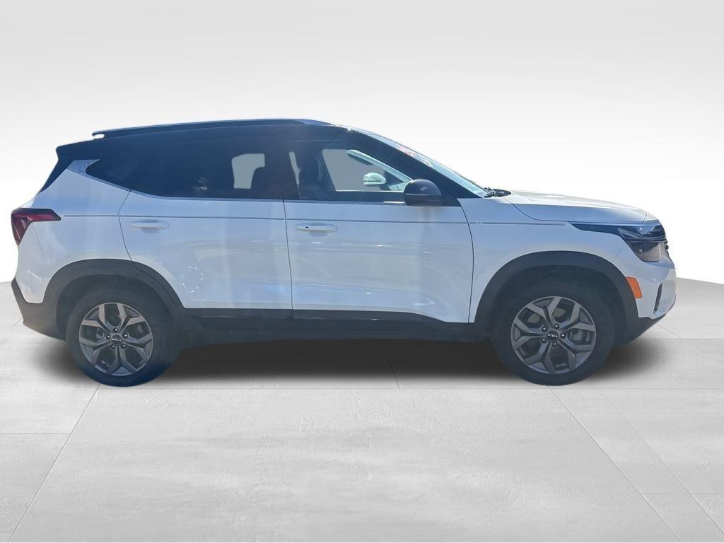 used 2024 Kia Seltos car, priced at $23,900