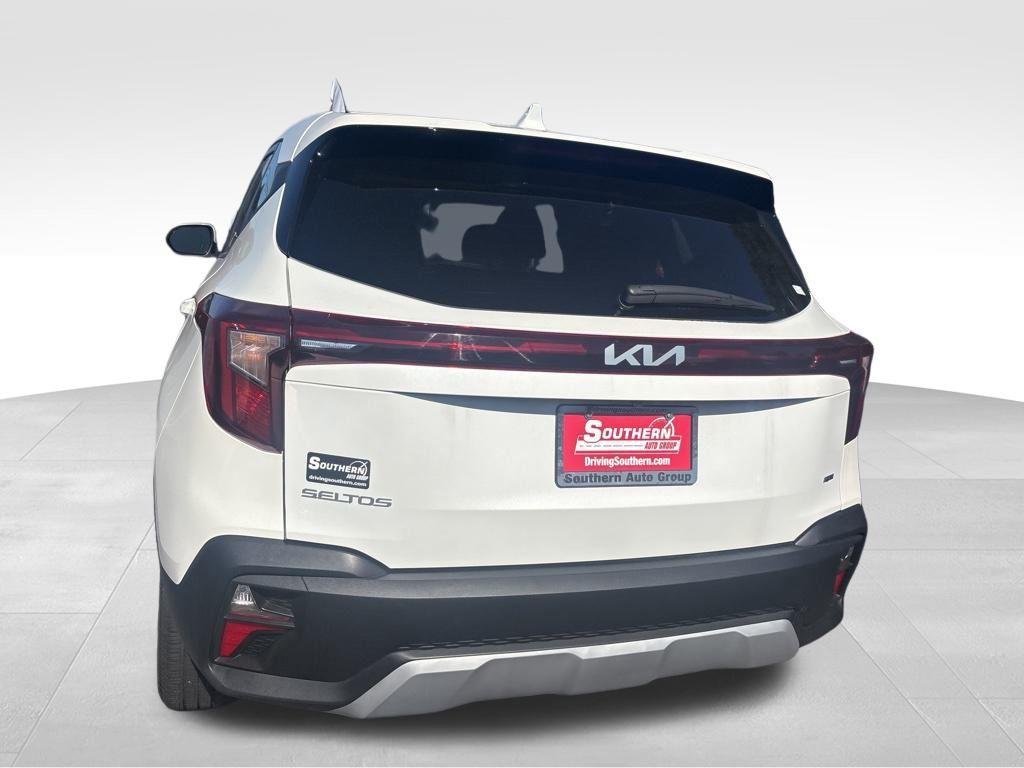 used 2025 Kia Seltos car, priced at $23,400