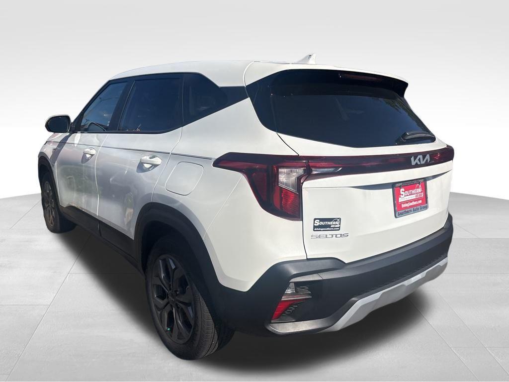 used 2025 Kia Seltos car, priced at $23,400