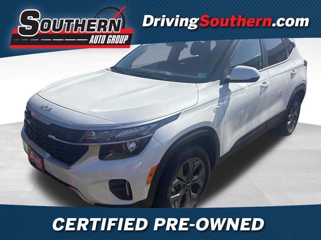 used 2025 Kia Seltos car, priced at $23,400