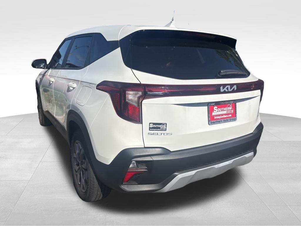 used 2025 Kia Seltos car, priced at $23,400