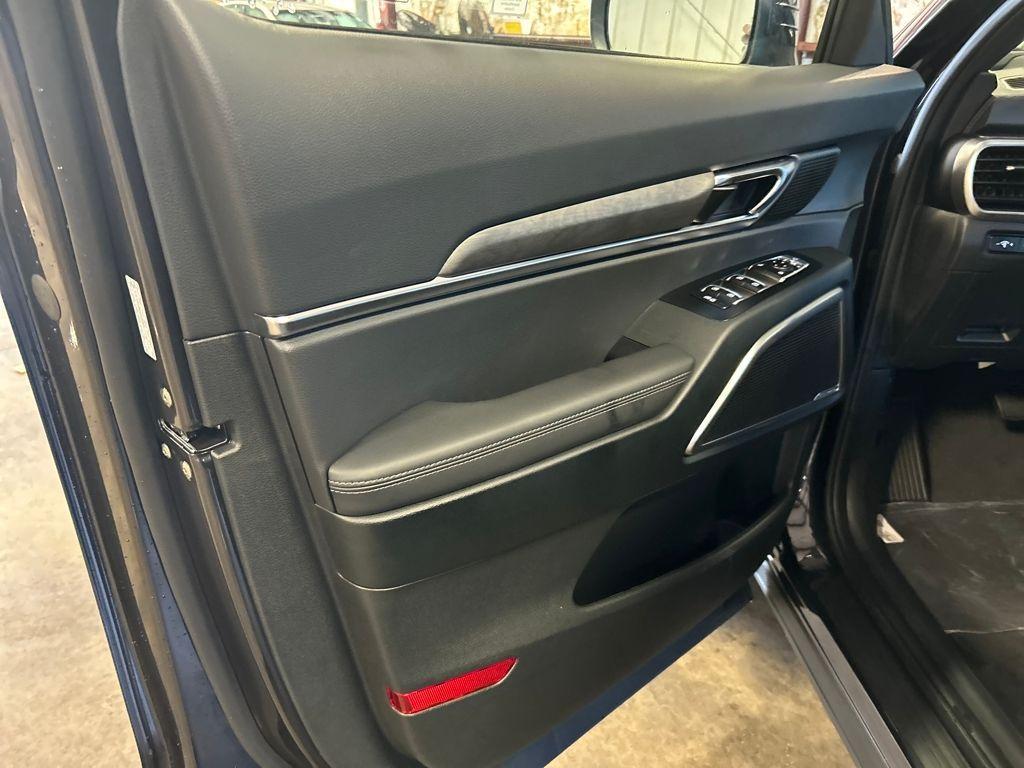 new 2025 Kia Telluride car, priced at $43,541