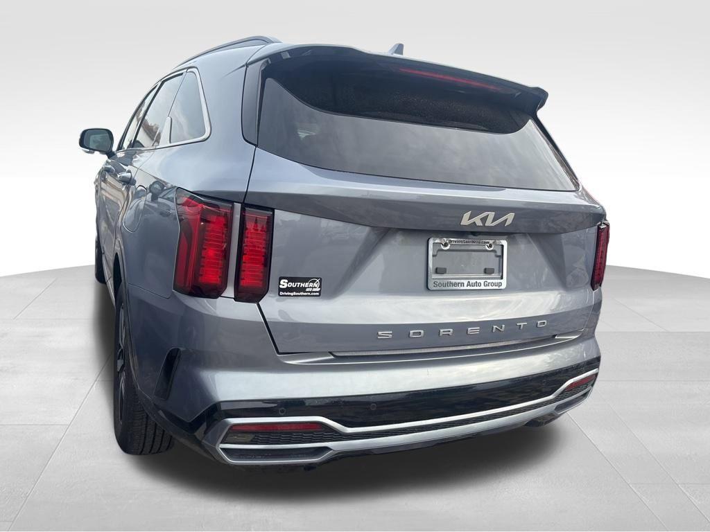 used 2022 Kia Sorento car, priced at $24,625