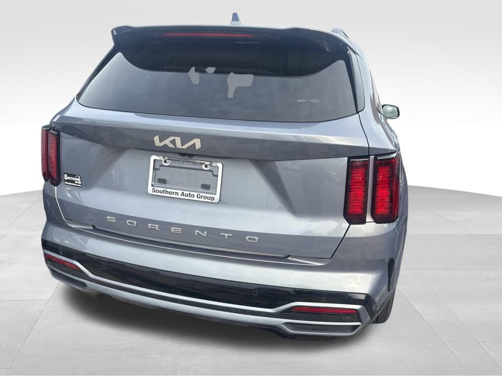 used 2022 Kia Sorento car, priced at $24,625