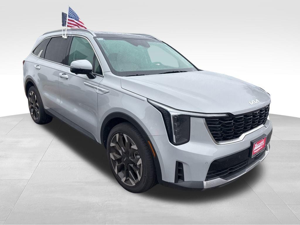 used 2024 Kia Sorento car, priced at $33,900