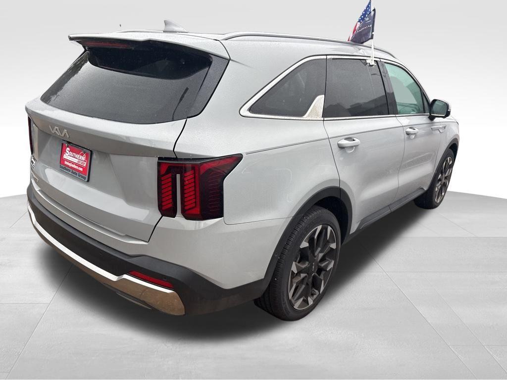 used 2024 Kia Sorento car, priced at $33,900