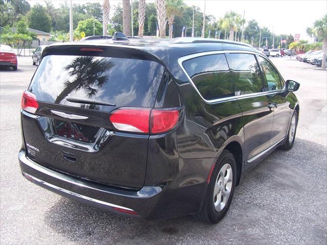 used 2017 Chrysler Pacifica car, priced at $13,995