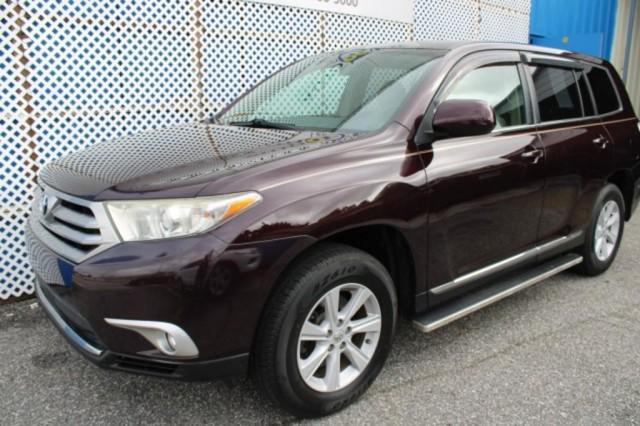 used 2013 Toyota Highlander car, priced at $15,688