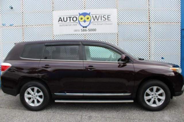 used 2013 Toyota Highlander car, priced at $15,688