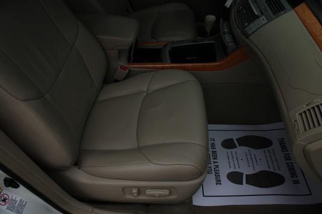 used 2006 Toyota Avalon car, priced at $6,988