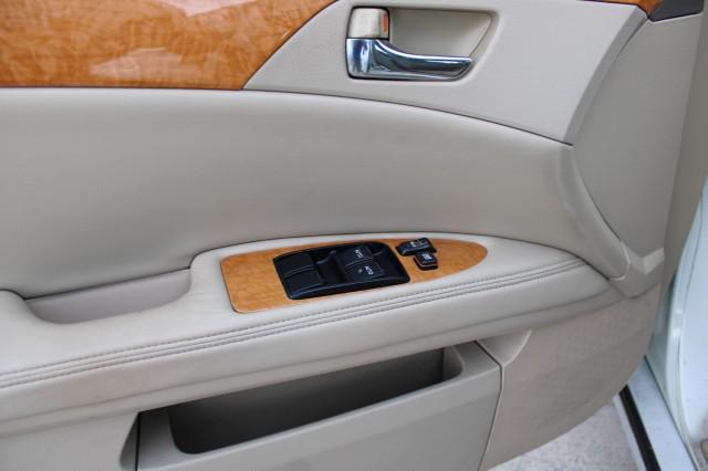 used 2006 Toyota Avalon car, priced at $7,688