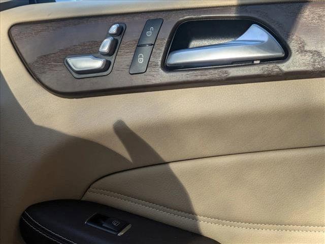 used 2019 Mercedes-Benz GLE 400 car, priced at $24,798