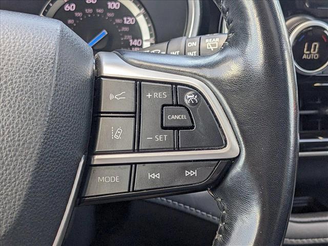 used 2022 Toyota Highlander Hybrid car, priced at $35,813