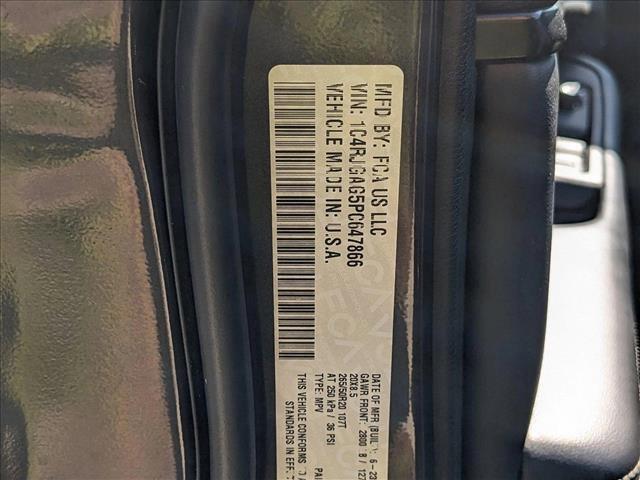 used 2023 Jeep Grand Cherokee car, priced at $30,598
