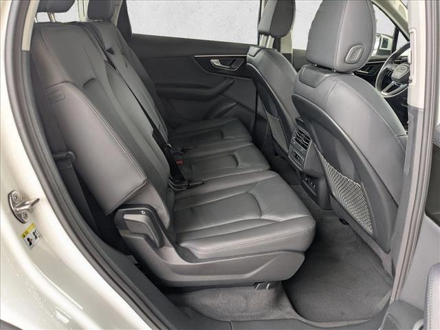 used 2024 Audi Q7 car, priced at $39,329