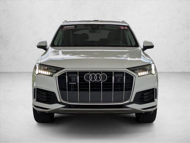 used 2024 Audi Q7 car, priced at $39,329