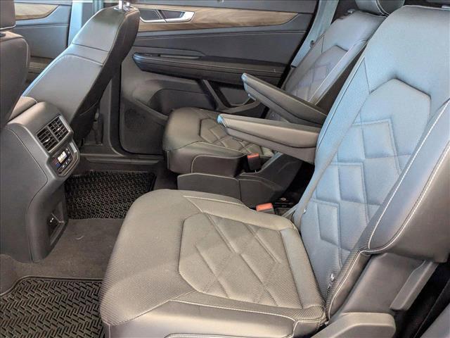 used 2024 Volkswagen Atlas car, priced at $35,498